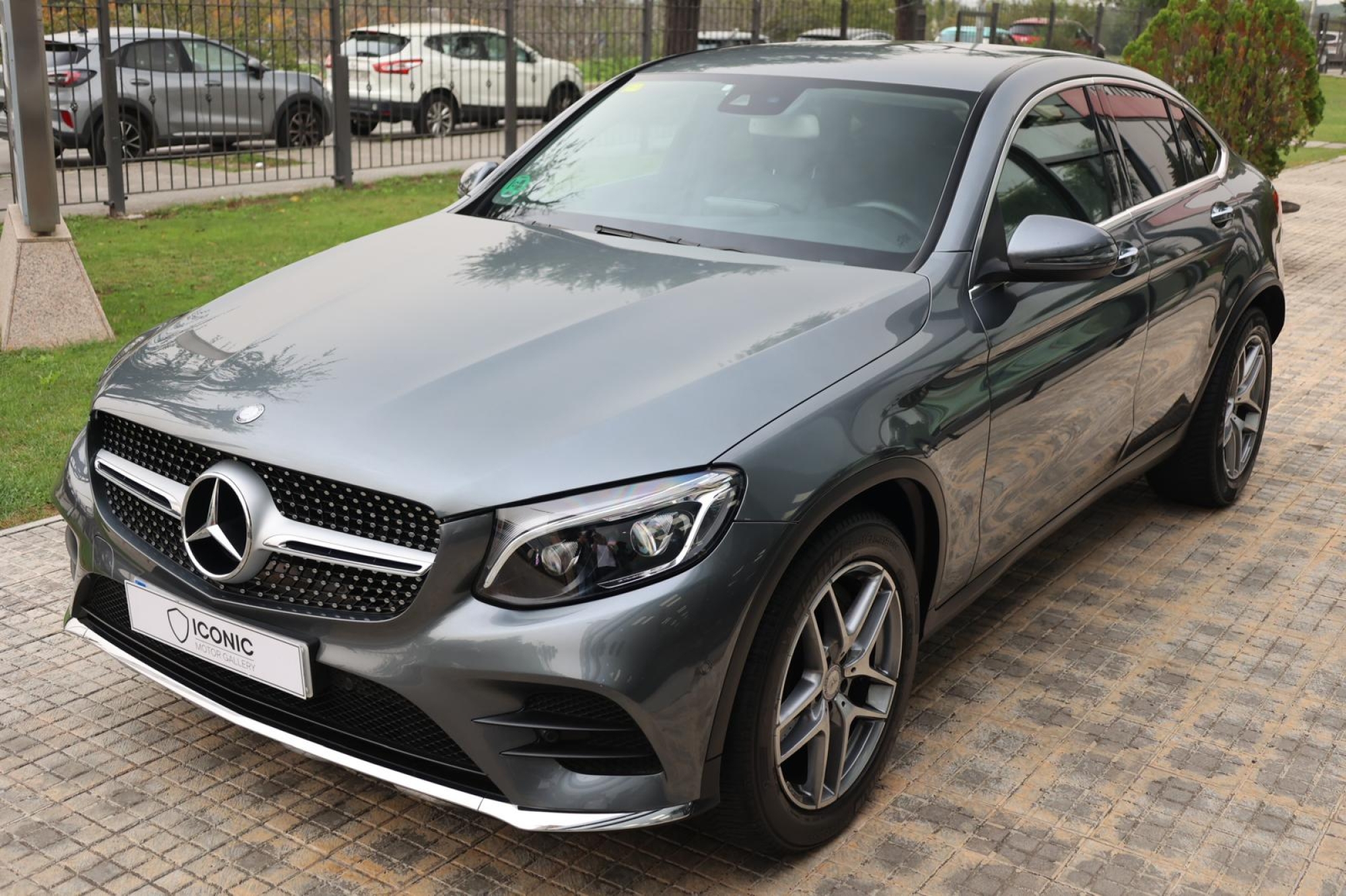 MERCEDES-BENZ GLC 220D 