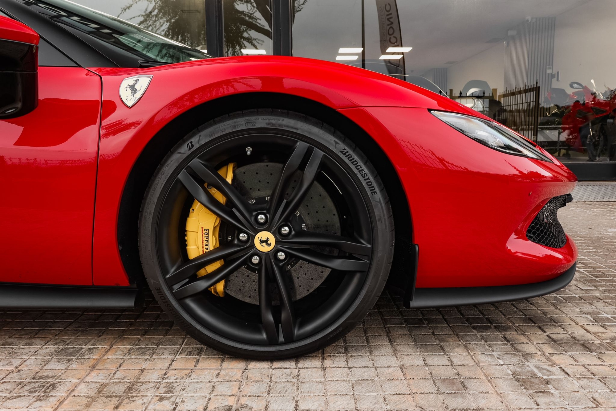 FERRARI 296 GTB