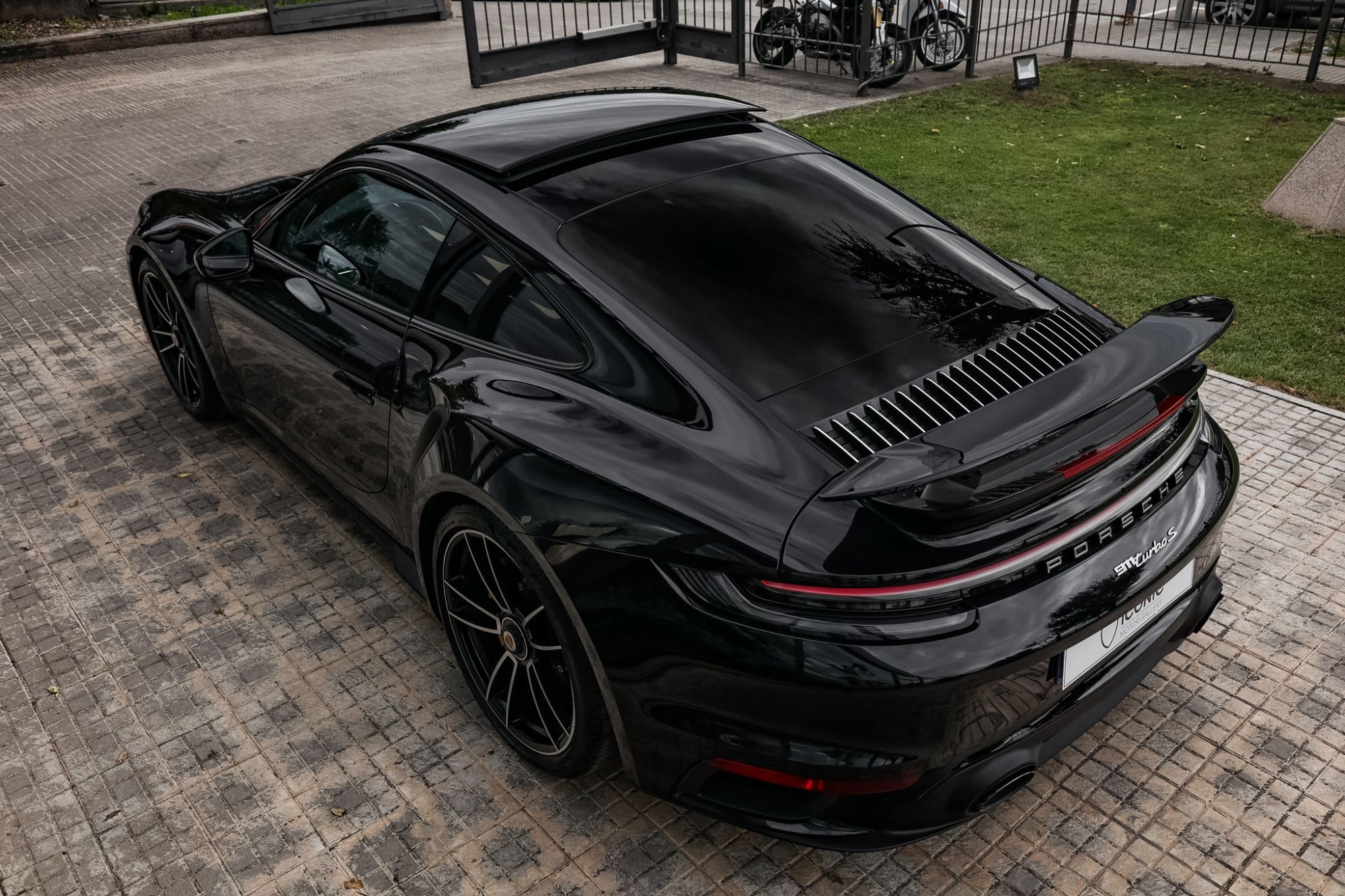 PORSCHE 911 992 TURBO S