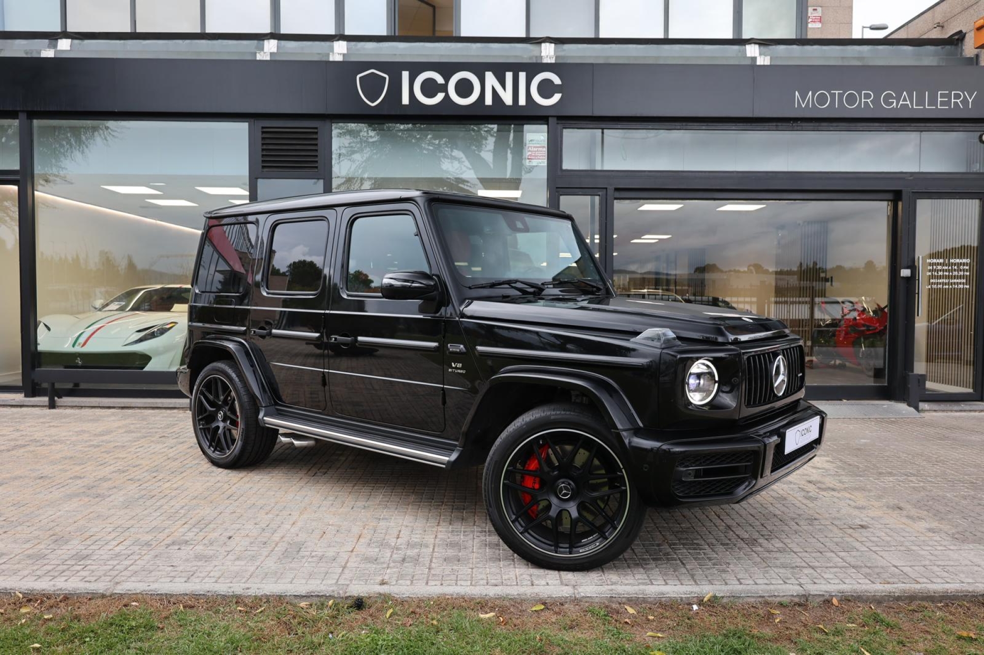 MERCEDES-BENZ G63 AMG