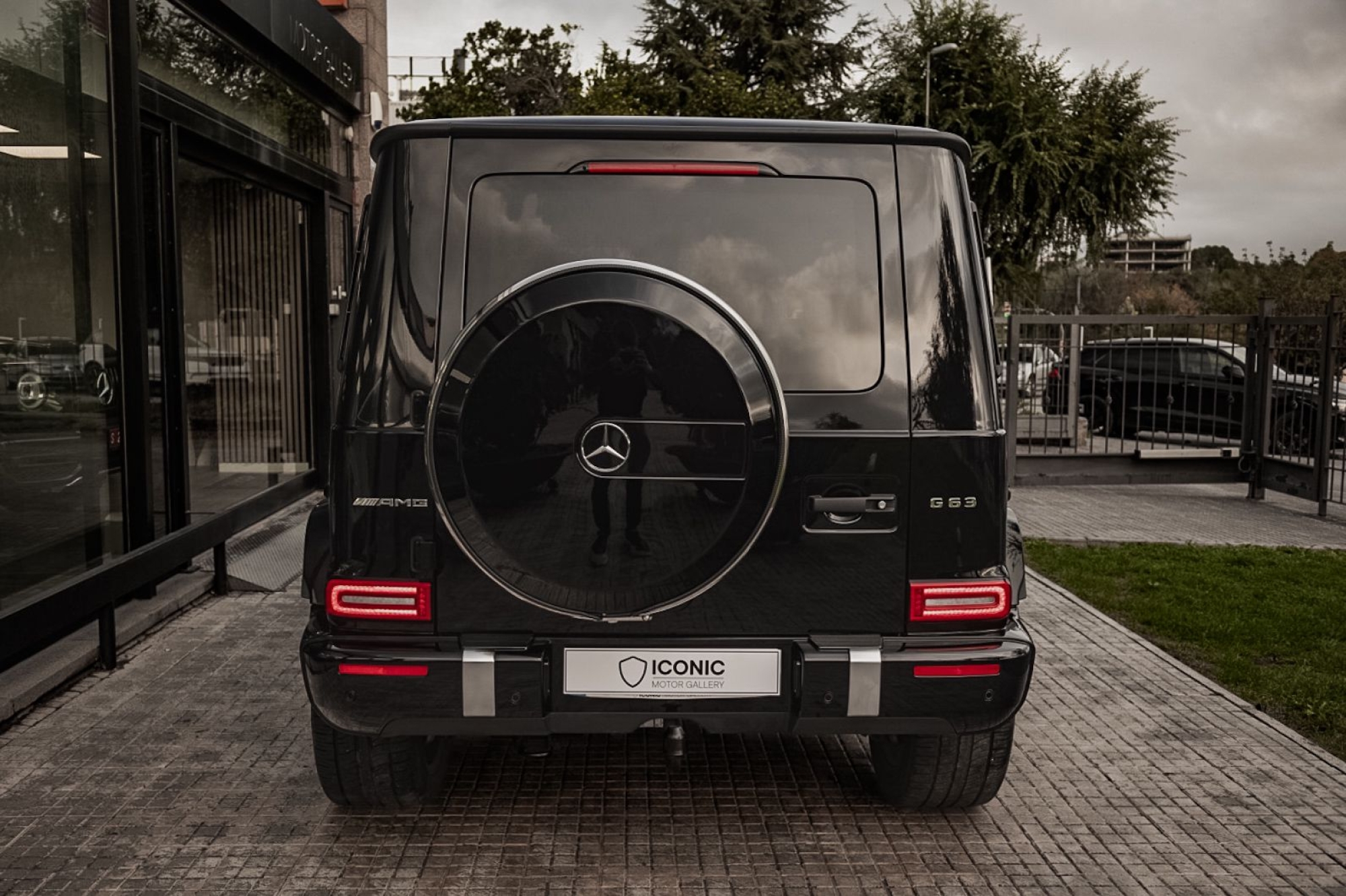 MERCEDES-BENZ AMG G63