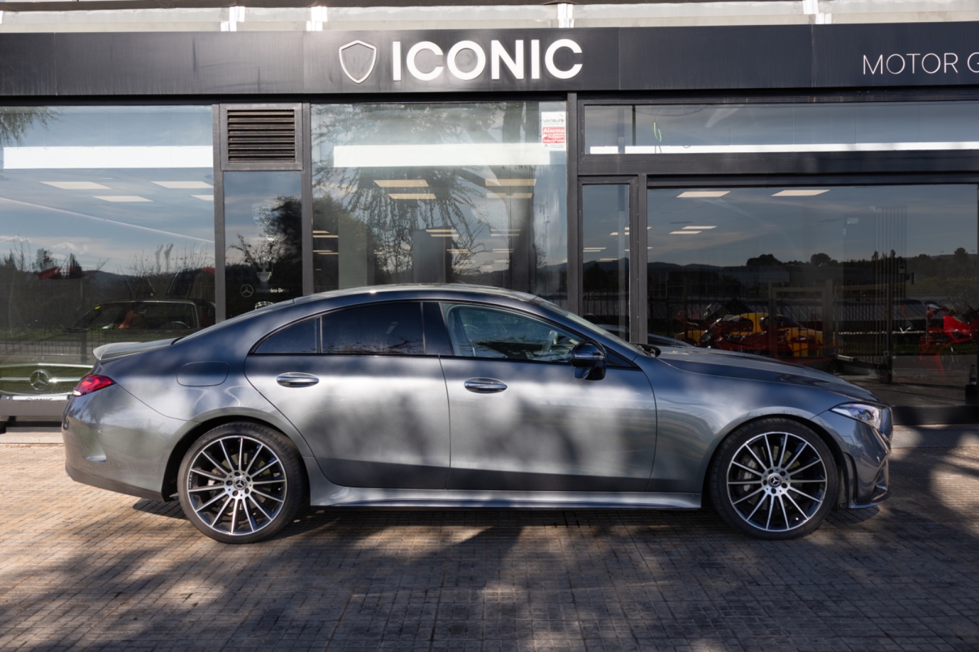 MERCEDES-BENZ CLS400D 4MATIC