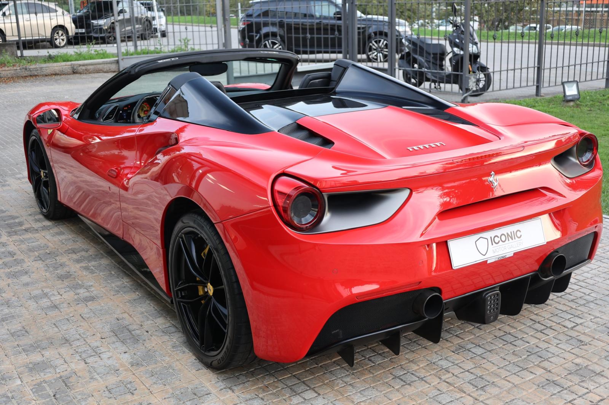 FERRARI 488 SPIDER