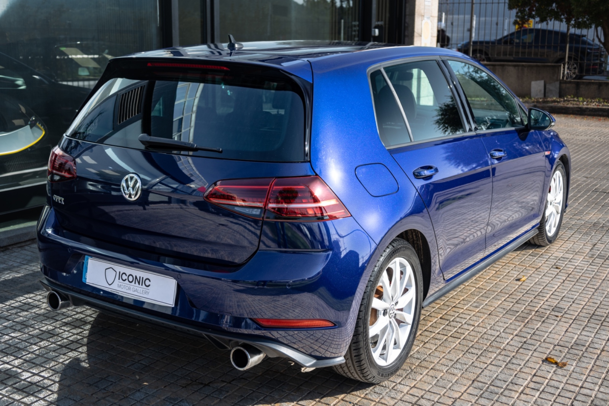 VOLKSWAGEN GOLF GTI