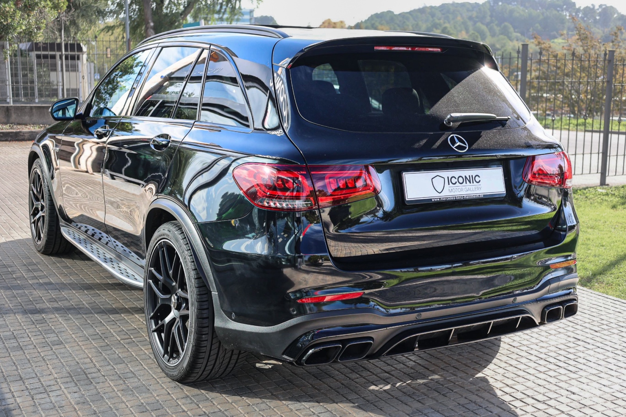 MERCEDES-BENZ AMG GLC63 S