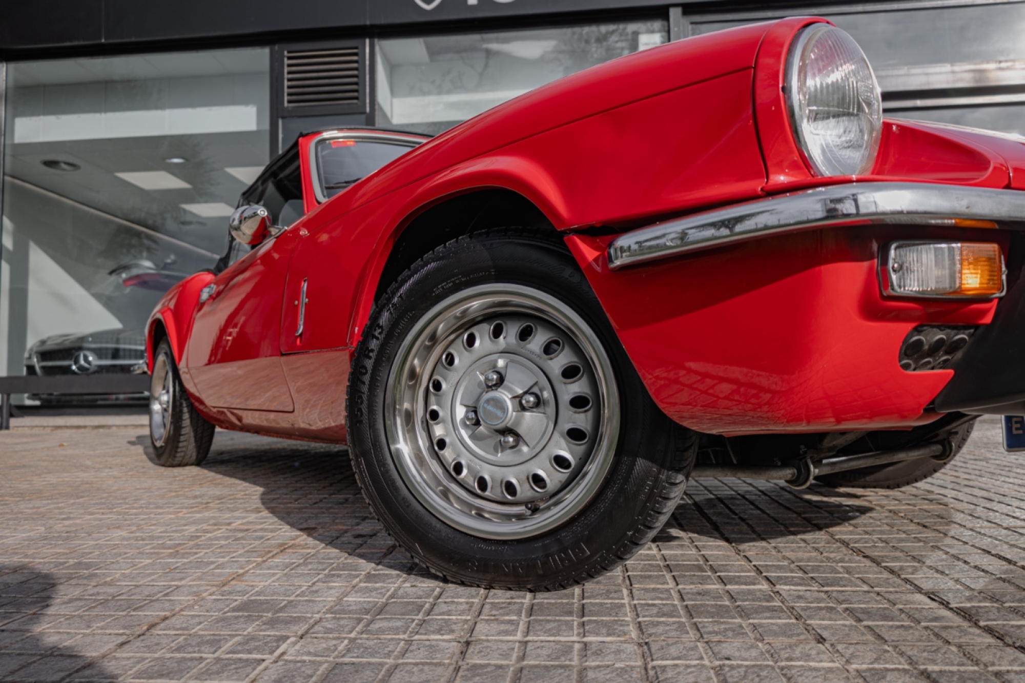 TRIUMPH SPITFIRE 1500