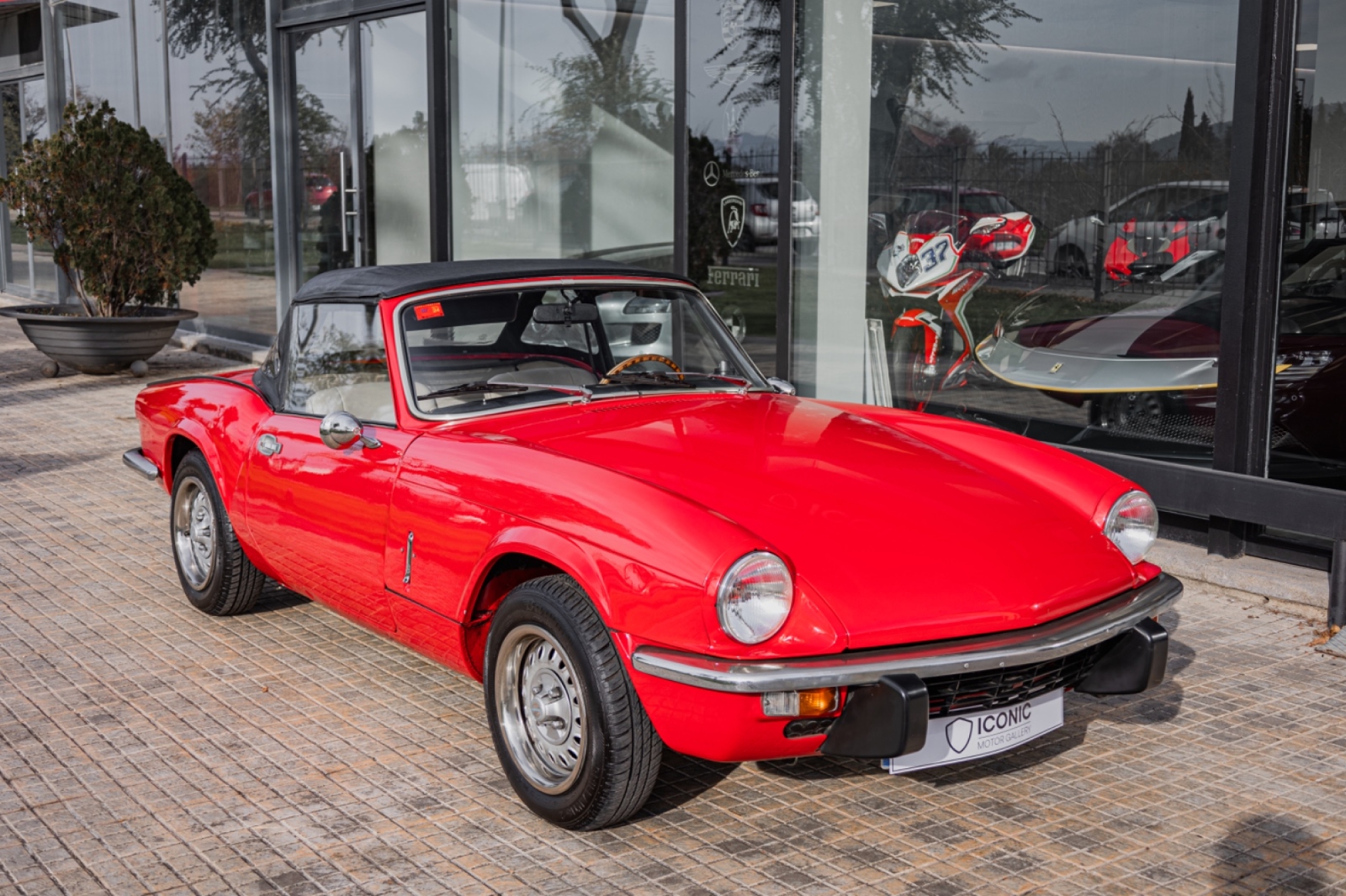 TRIUMPH SPITFIRE 1500