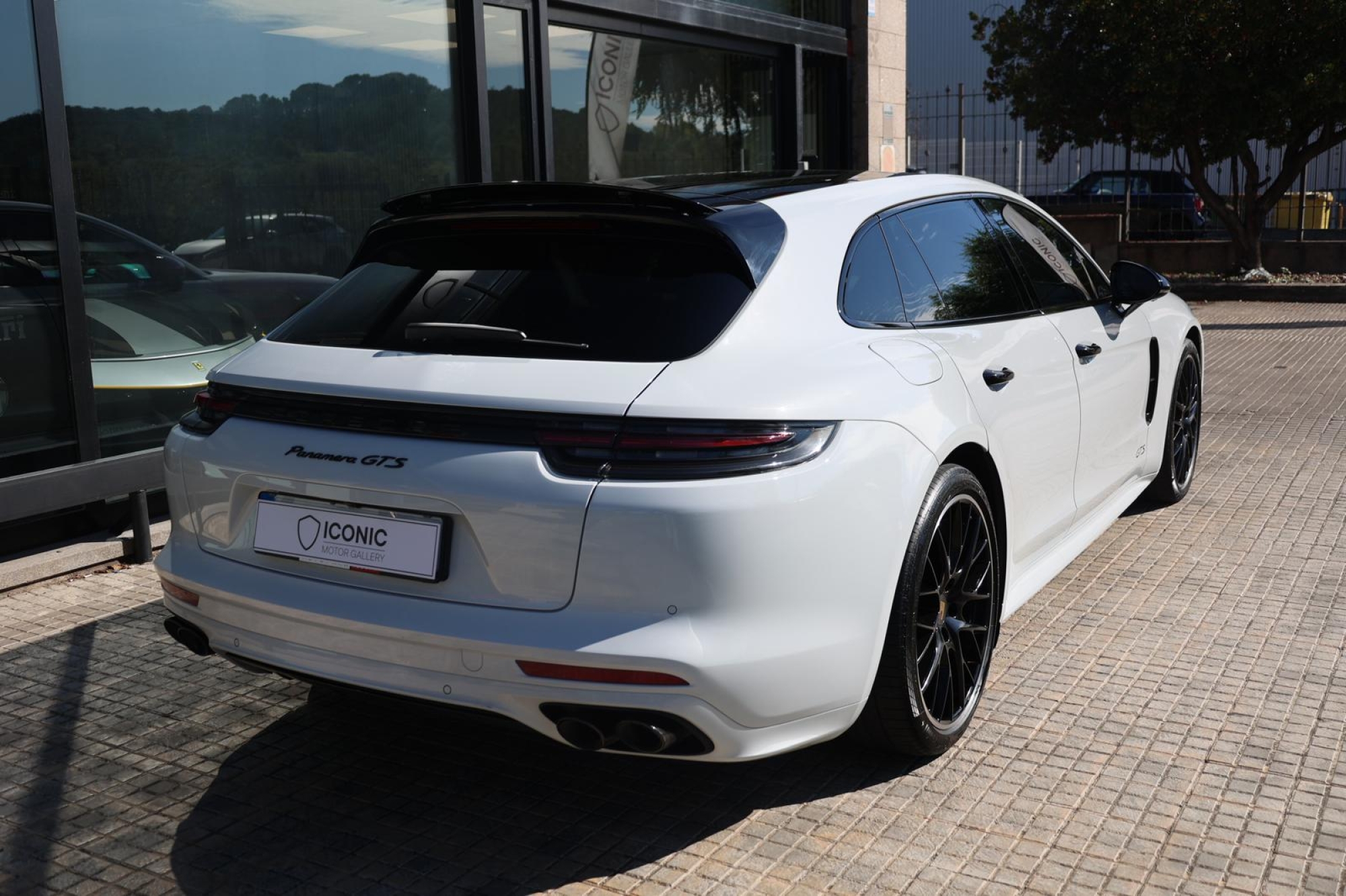 PORSCHE PANAMERA GTS