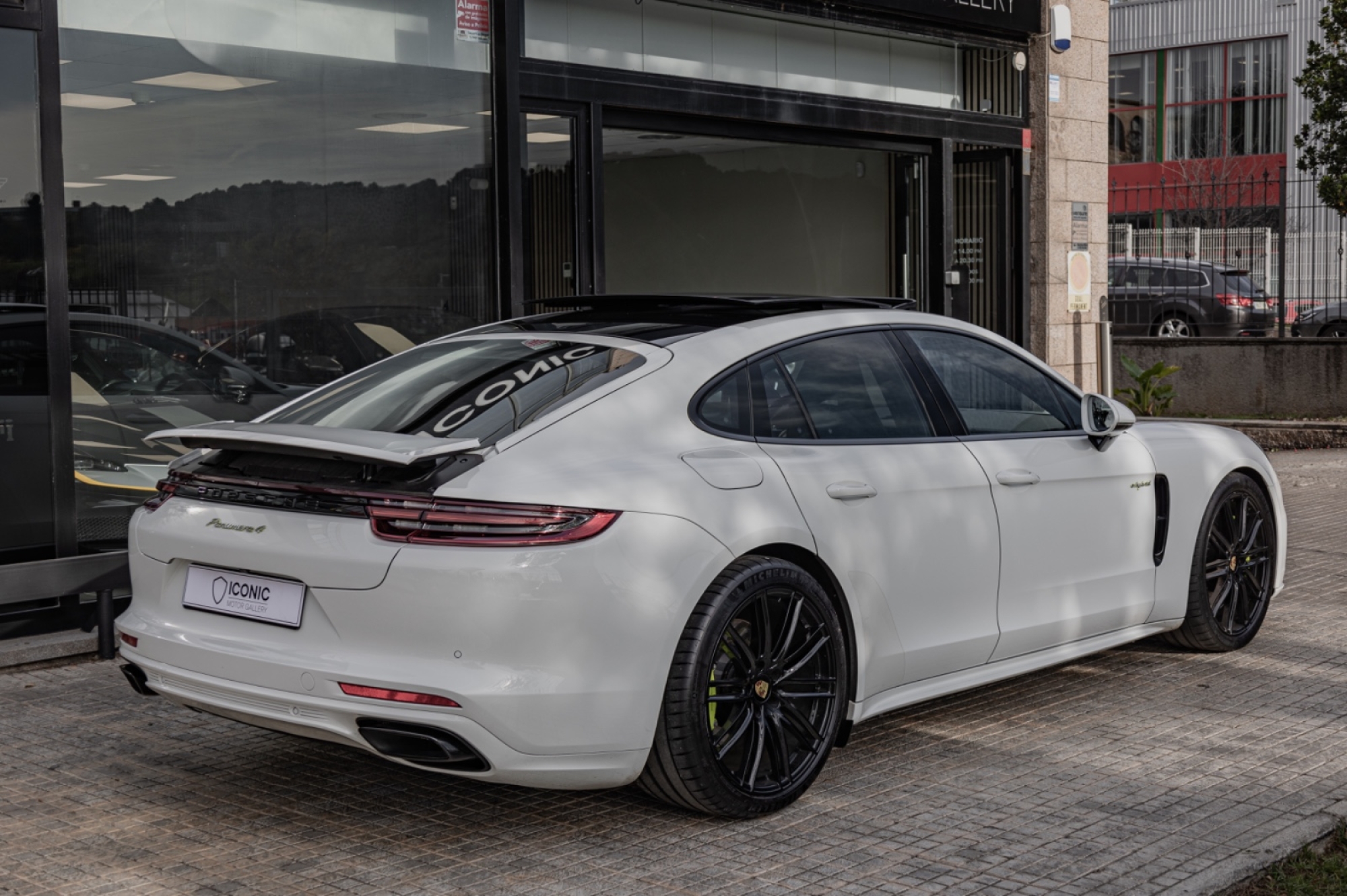 PORSCHE PANAMERA 4S E-HYBRID