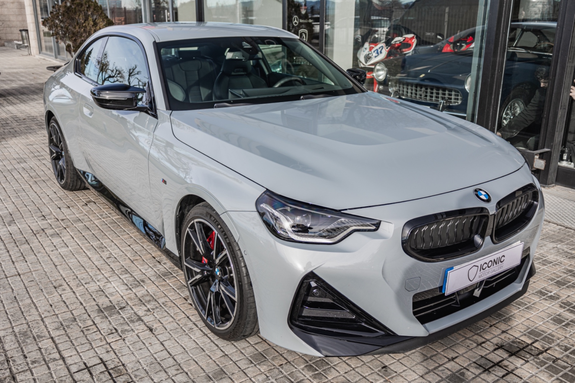 BMW M240i