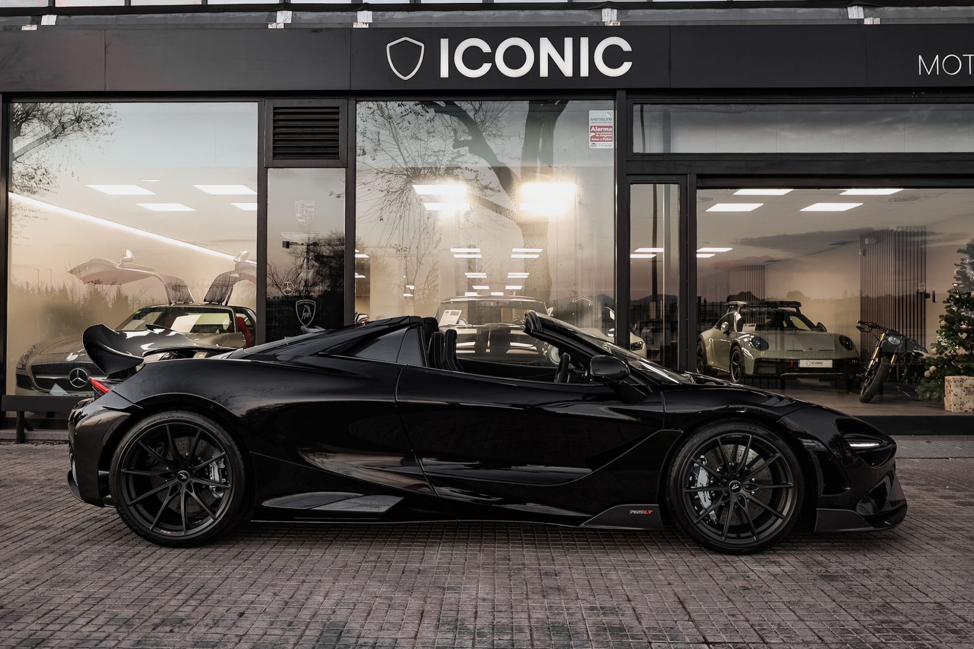 MCLAREN 765LT SPYDER