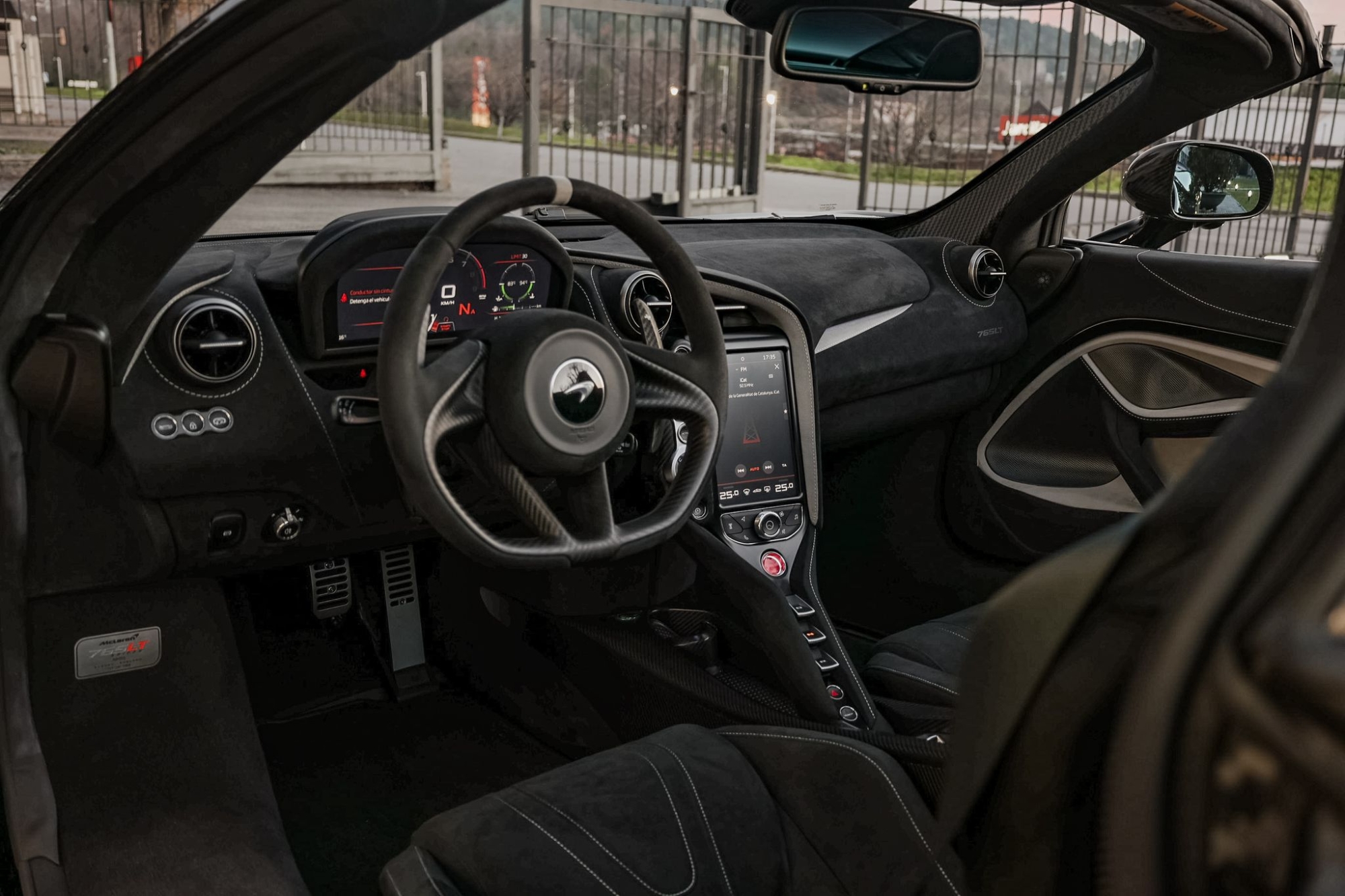 MCLAREN 765LT SPYDER