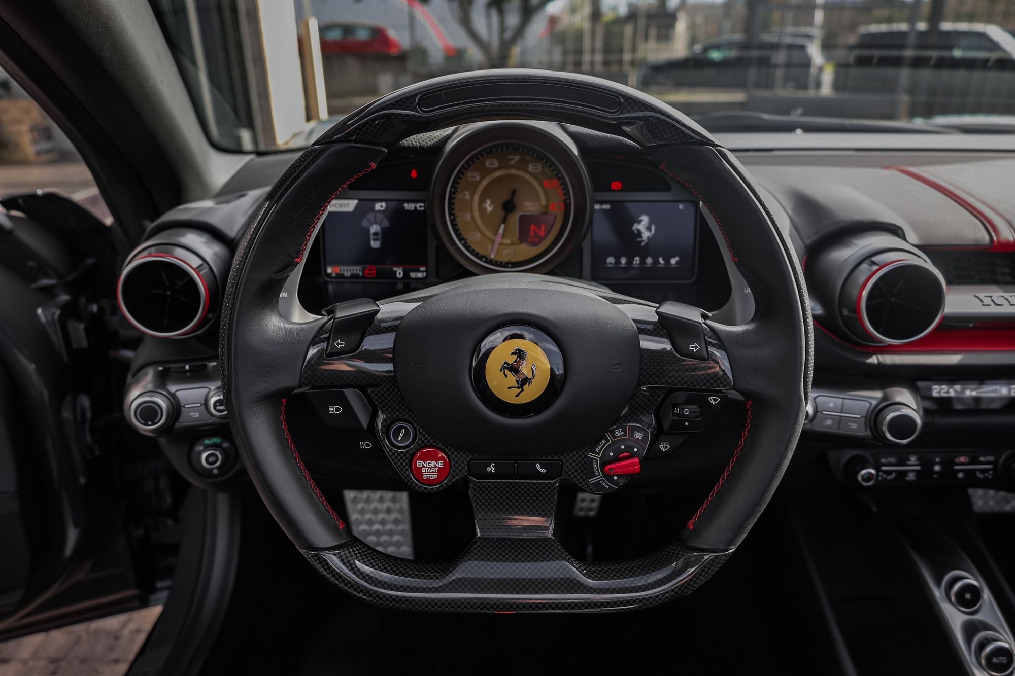 FERRARI 812 GTS SPIDER