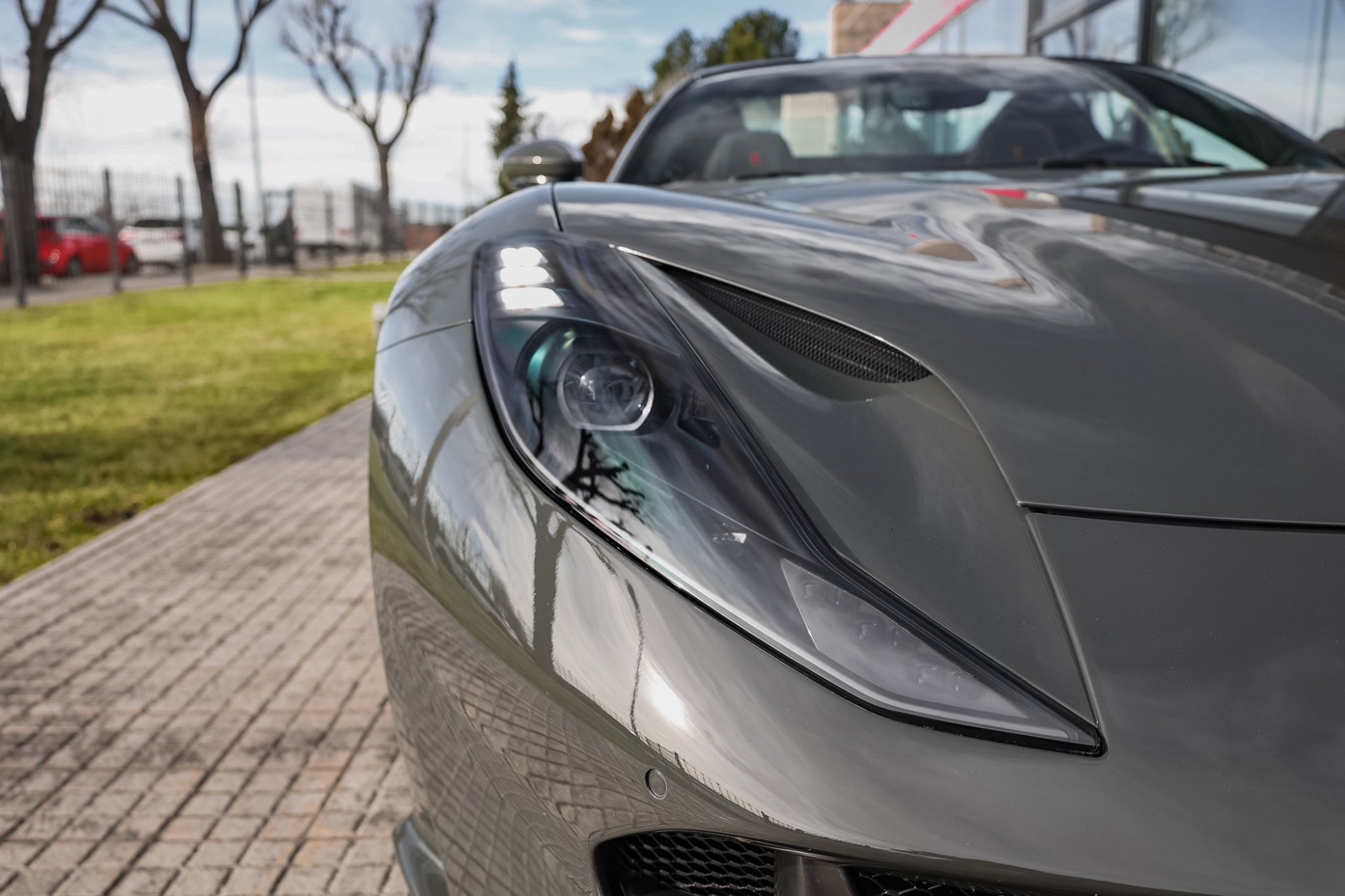 FERRARI 812 GTS SPIDER