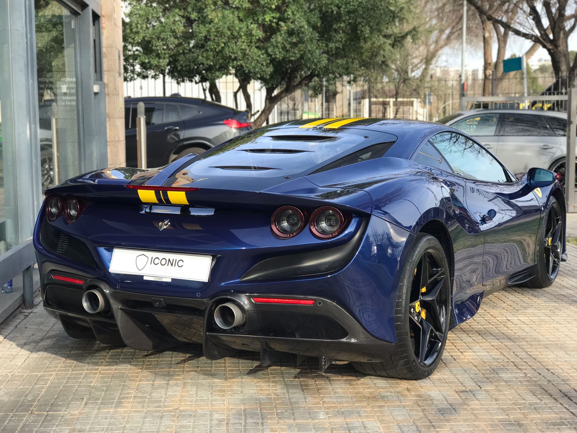 FERRARI F8 TRIBUTO 